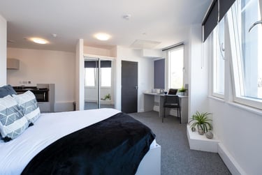 1 bed studio, York Street, Kelham Island, Sheffield, S12NY - Image 2